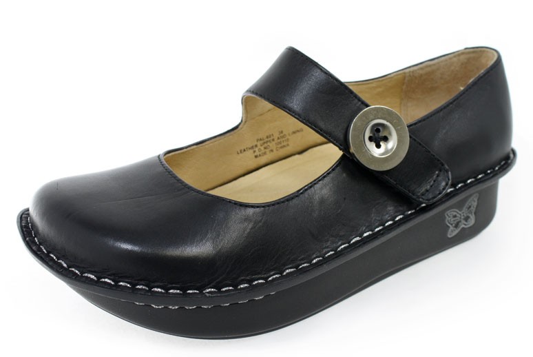 Comfortable Brands for Women's Dress Shoes